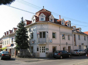 Отель Szent György Fogadó, Печ